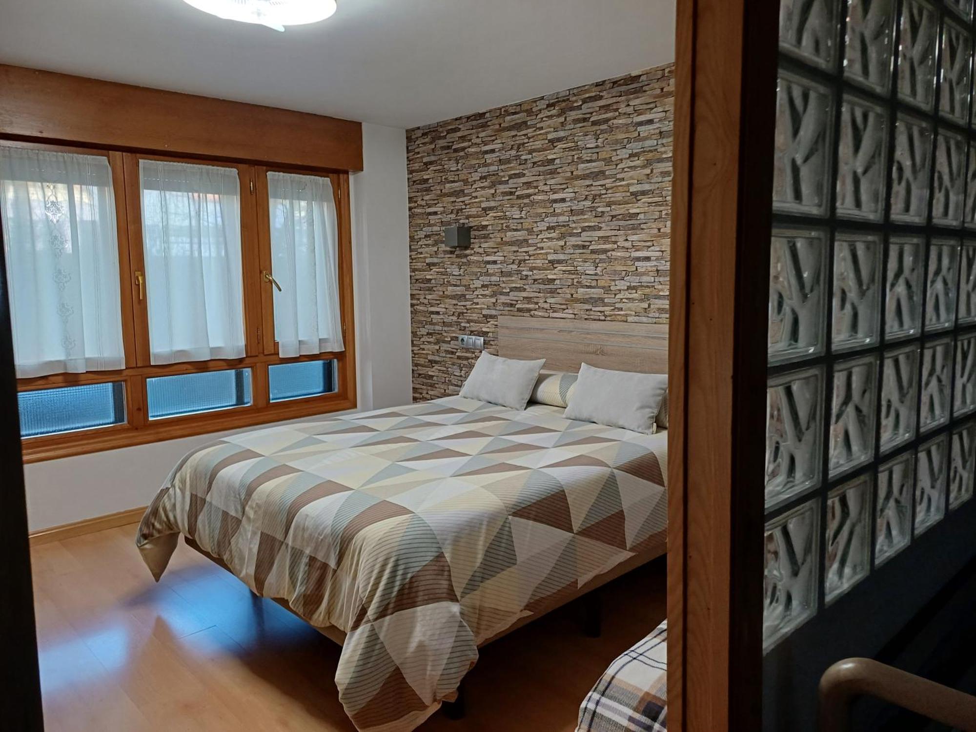 Apartamento Puerta Del Pirineo Sabiñánigo エクステリア 写真