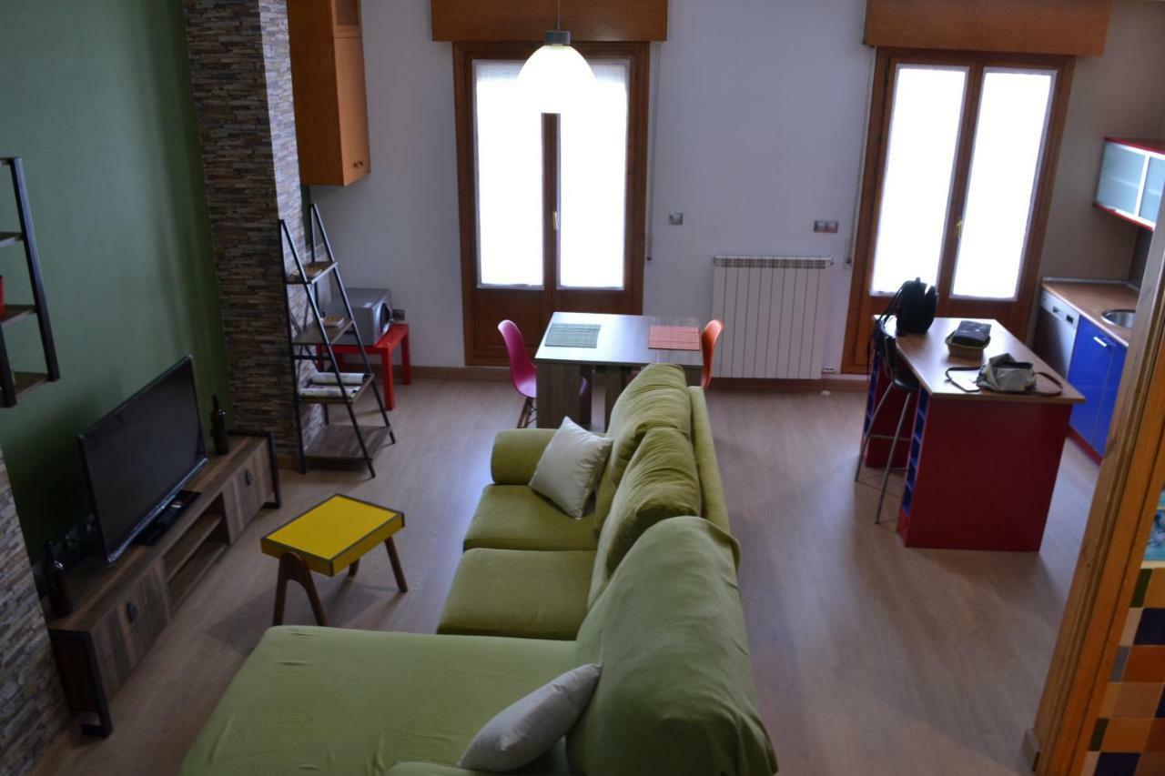 Apartamento Puerta Del Pirineo Sabiñánigo エクステリア 写真
